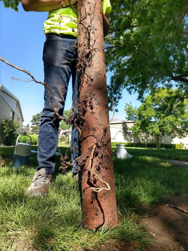 How to Tell If You Need a Pipe Repair Service