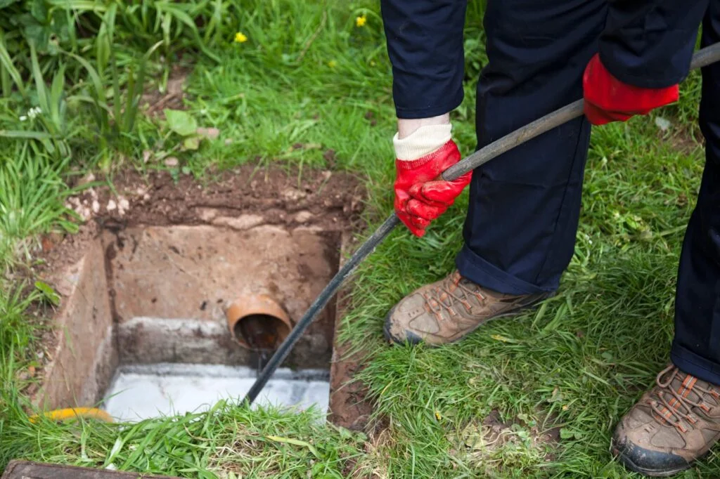 The 3 Signs That Indicate You Need Trenchless Pipe Repair for Your Utah Home